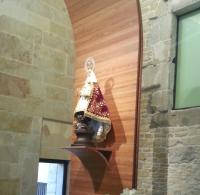Soporte curvo para Vigen de Covadonga en Catedral Oviedo