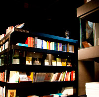 Custom Lacquered bookshelves and furniture. Biblioteca Universidad de Oviedo. Asturias.